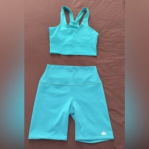 ALO Yoga Teal Activewear Set